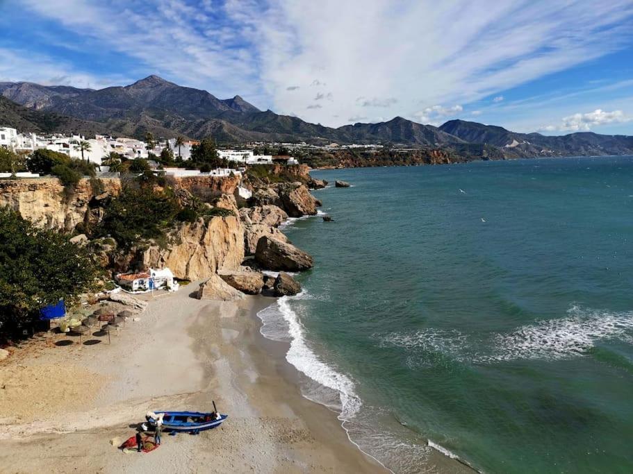 Appartement Atico Fresco Y Luminoso Con Aparcamiento Privado à Nerja Extérieur photo