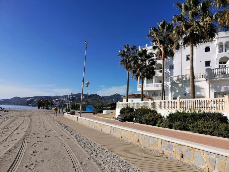 Appartement Atico Fresco Y Luminoso Con Aparcamiento Privado à Nerja Extérieur photo
